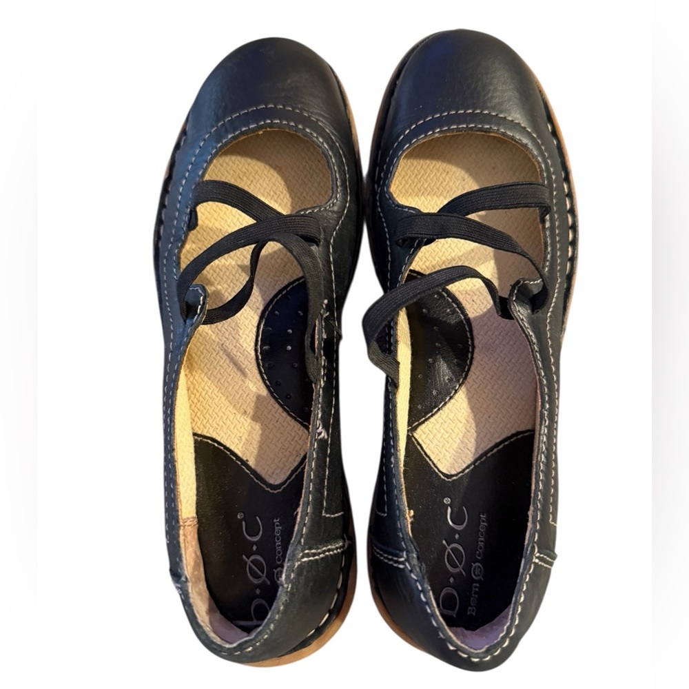 b.o.c. Black Leather Mary Jane Flats with Strap